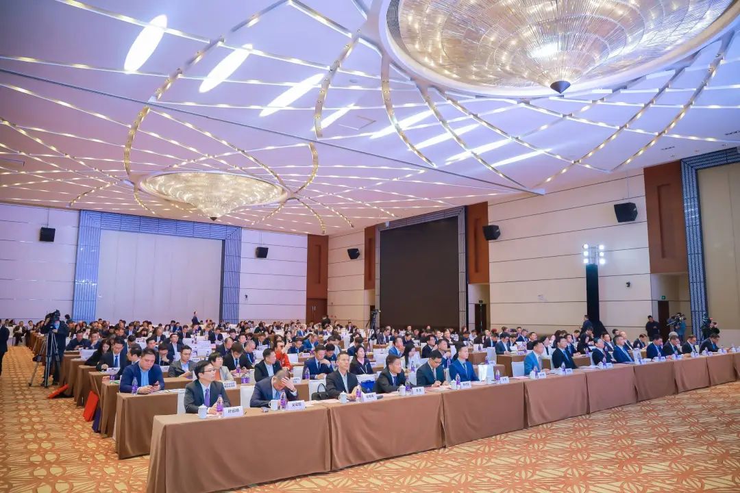 荣誉时刻 | 利来w66精工瓷砖上榜“有家就有佛山造”产业IP品牌企业(图2)