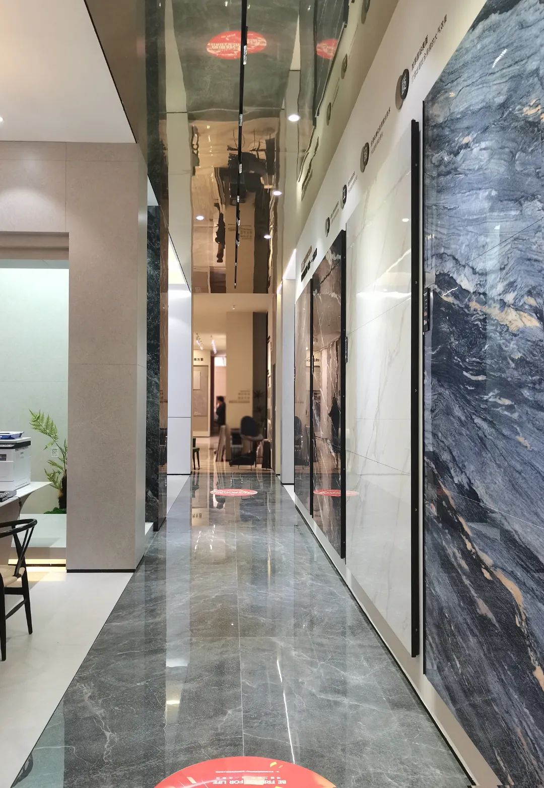 终端风采 | 利来w66淮南旗舰店，中性格调，以艺术装点设计(图8)