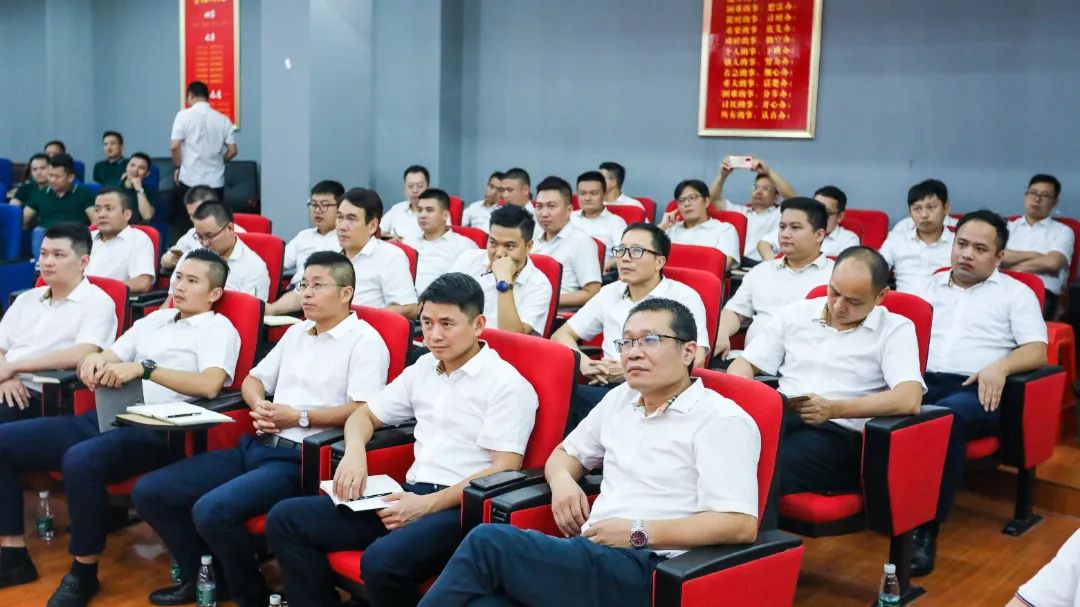 这一次，我们玩大的 | 利来w66金九银十无界增长营销大会复盘会议顺利举办(图12)