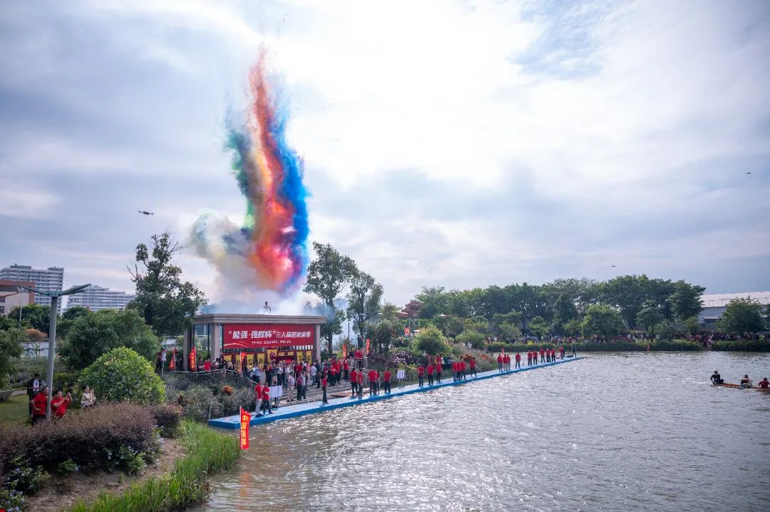 燃动金秋 | 草艇竞渡，夺人风采彰显非遗文化瑰宝之韵(图13)